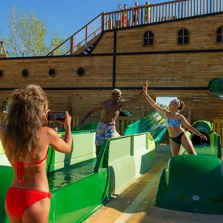Кемпинг Aunis Club Camping 4 Etoiles *