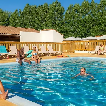 Aunis Club Camping 4 Etoiles Ла-Транш-сюр-Мер