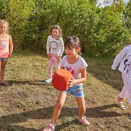 Aunis Club Camping 4 Etoiles Кемпинг